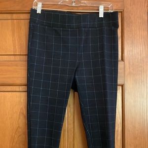 Perfect condition navy blue leggings! Loft M